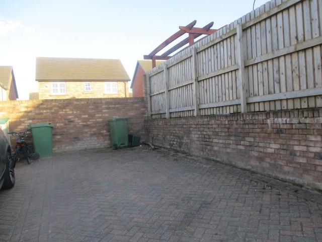 Townhouse for rent in Isle Of Man