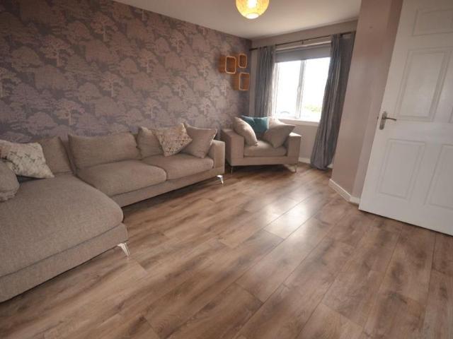 Townhouse for rent in Monktonhall, Scotland