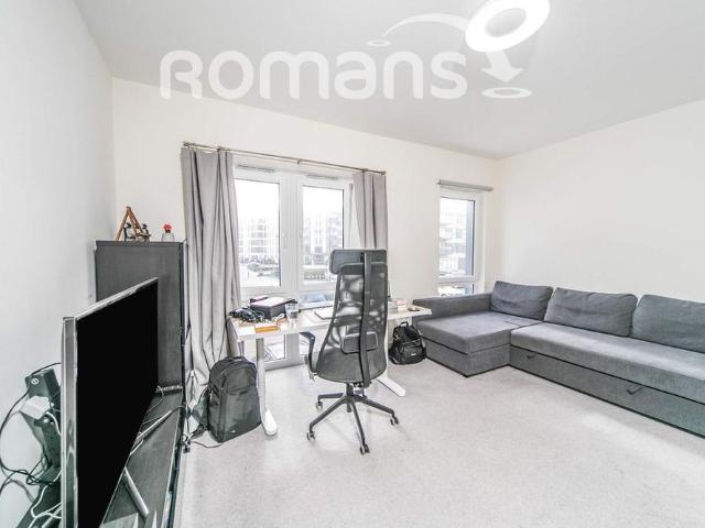 Townhouse for rent in Reading