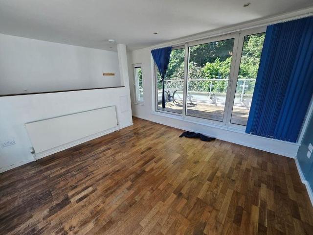 Townhouse for rent in Shoot Hill, South Gloucestershire
