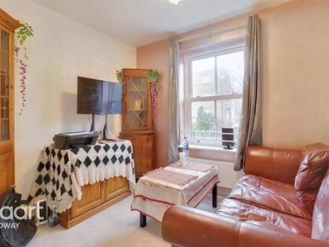 Townhouse for rent in Troy Town, Rochester