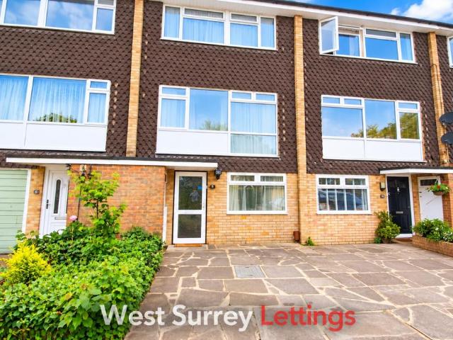 House for rent in New Haw, Runnymede