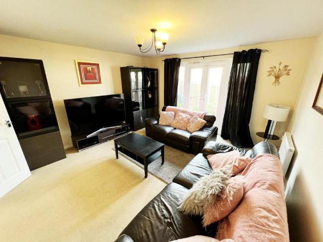 Townhouse for rent in Thinford