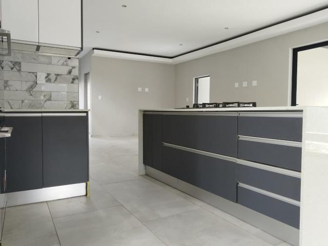 Townhouse for rent in Alexandra, Gauteng