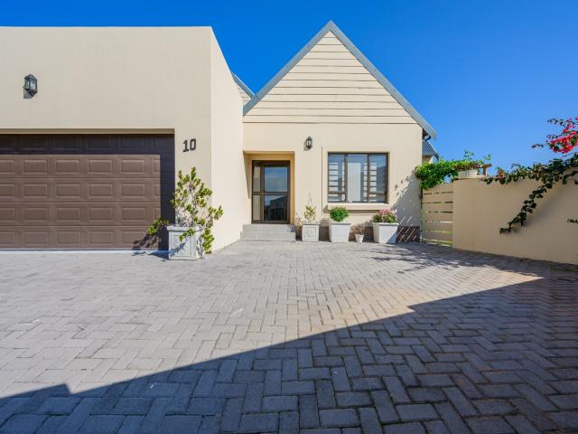 Townhouse for rent in Port Elizabeth, Eastern Cape
