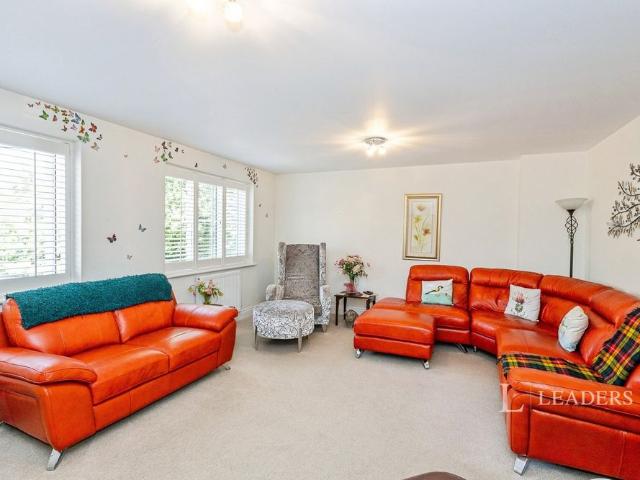 Townhouse for rent in Widley, Spring Vale