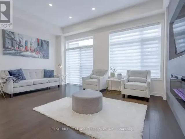 Townhouse for rent in Vaughan