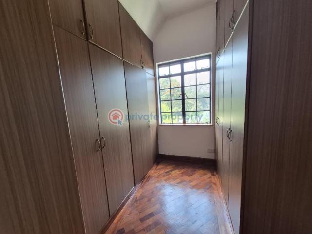 Townhouse for sale in Kasarani