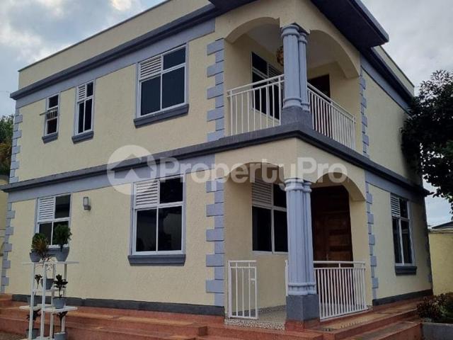 Townhouse for rent in Runda, Nairobi