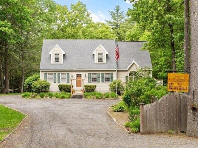House for sale in Townsend, Massachusetts