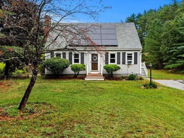 House for sale in Townsend, Massachusetts