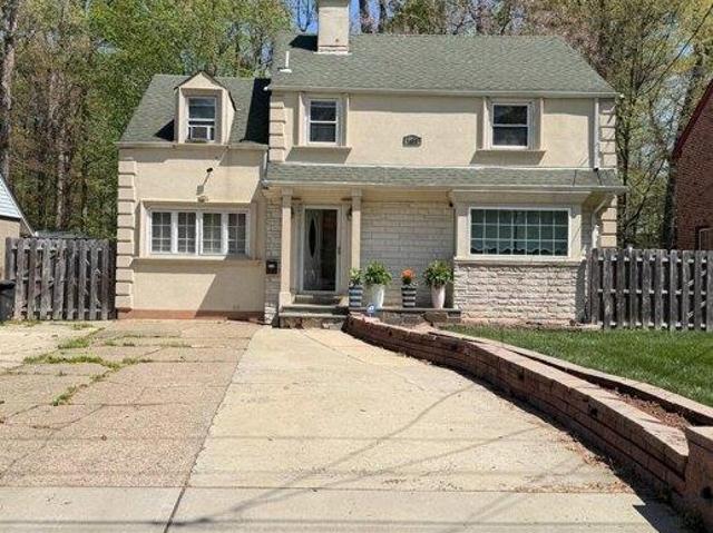 House for sale in Trenton, New Jersey