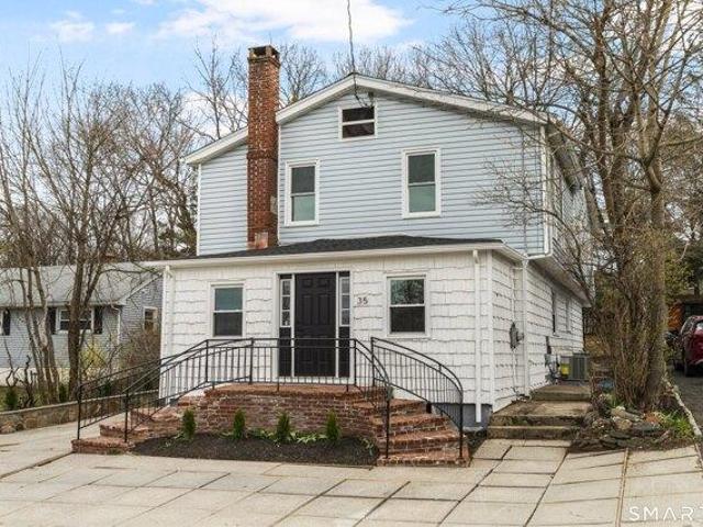 House for sale in Trumbull, Connecticut