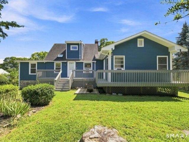 House for sale in Trumbull, Connecticut
