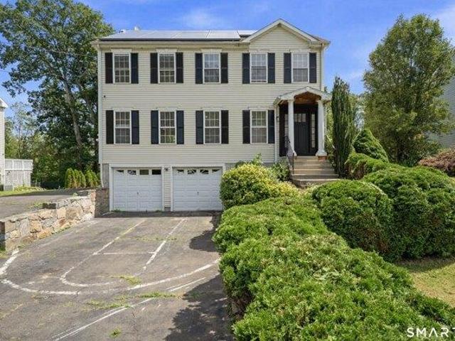 House for sale in Trumbull, Connecticut