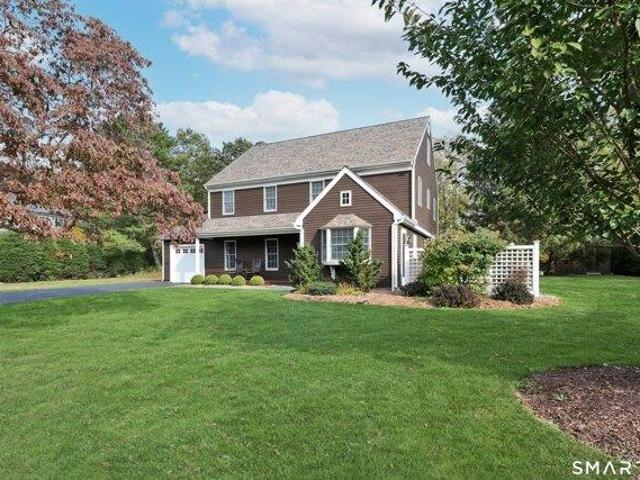 House for sale in Trumbull, Connecticut