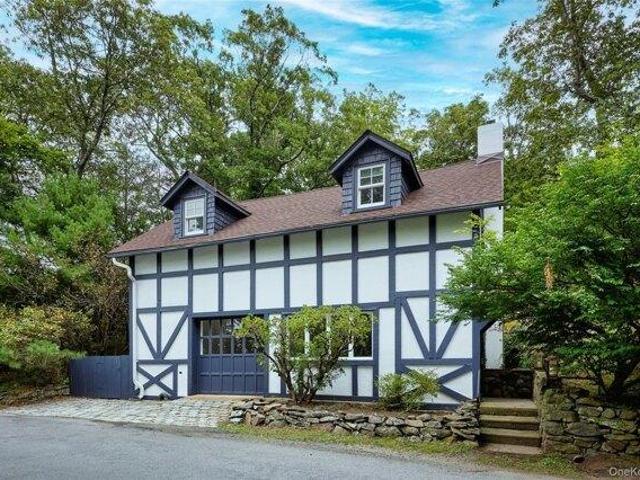 House for sale in Southfields, New York