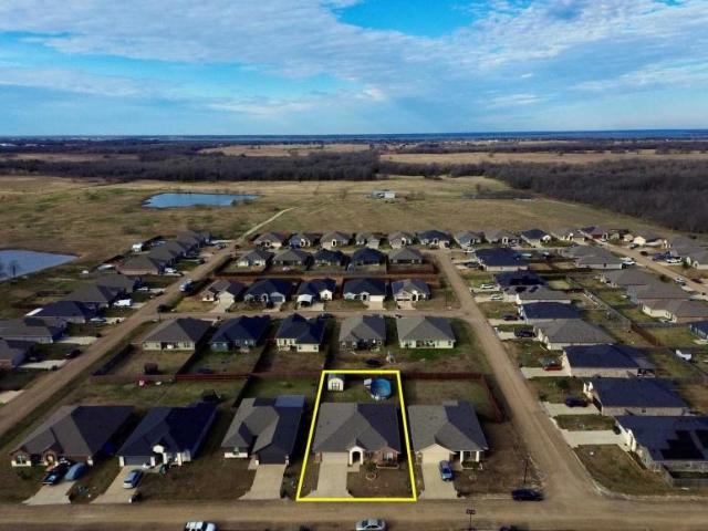 House for sale in Henderson, Texas