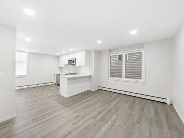House for sale in Hudson, New Jersey