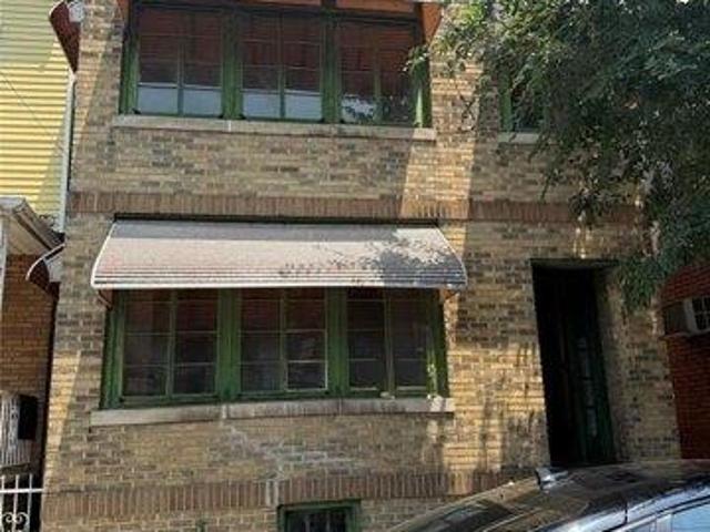 House for sale in Hudson, New Jersey