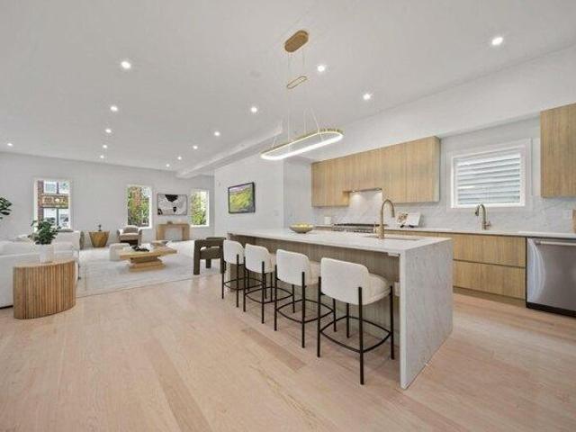 Condo for sale in Hudson, New Jersey