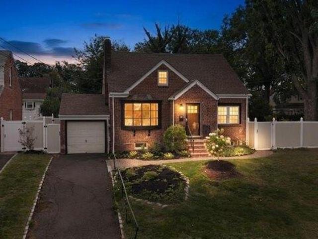 House for sale in Union, Union County