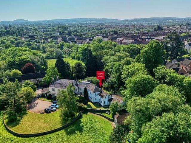 Property for sale in Frome