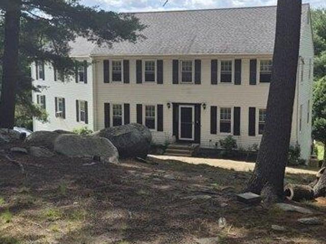 House for sale in Upton, Massachusetts