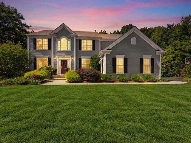 House for sale in Upton, Massachusetts