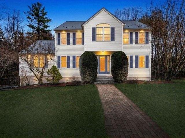 House for sale in North Uxbridge, Massachusetts