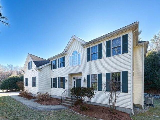 House for sale in Uxbridge, Worcester County