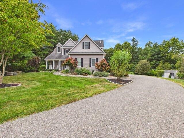 House for sale in Uxbridge, Worcester County