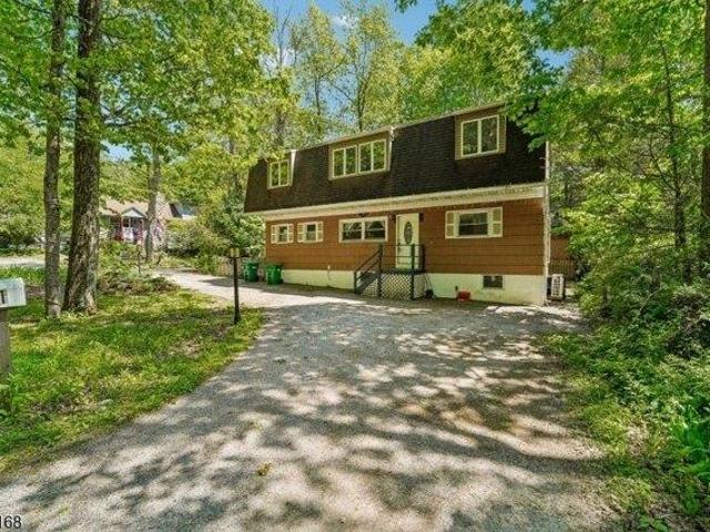 House for sale in Glenwood, New Jersey