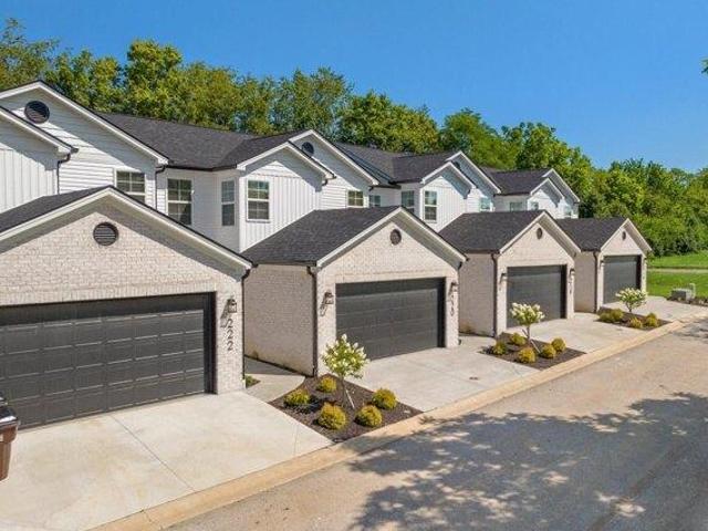 Condo for sale in Versailles, Kentucky