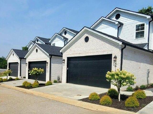 Condo for sale in Versailles, Kentucky