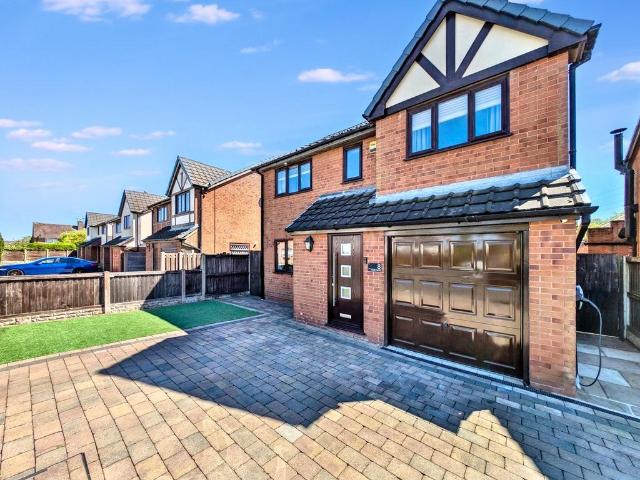 House for sale in Lea, Higher Bartle