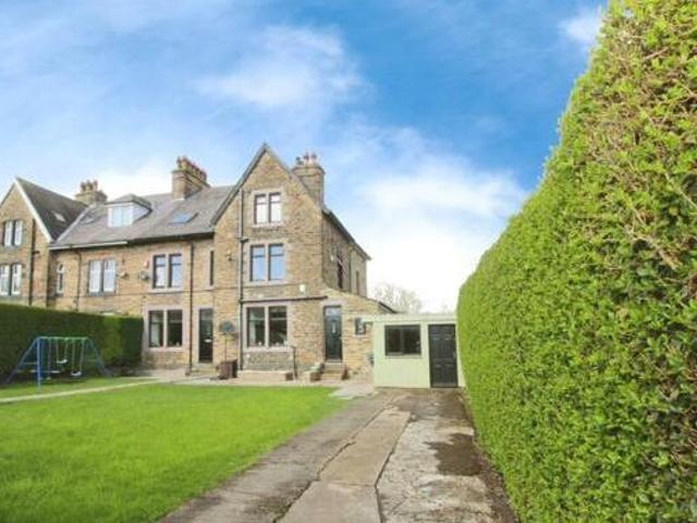 House for sale in Wrose, West Yorkshire