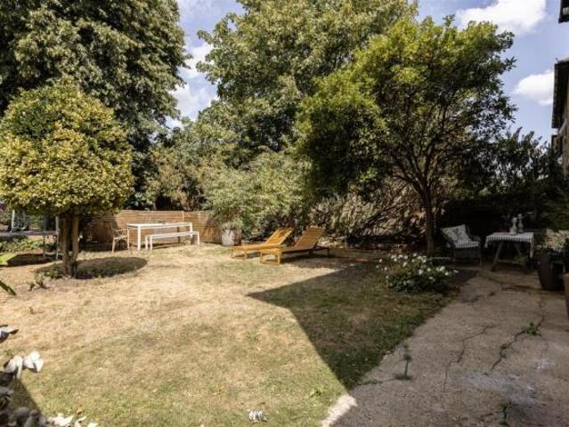 Farm for sale in Forest Gate, Greater London