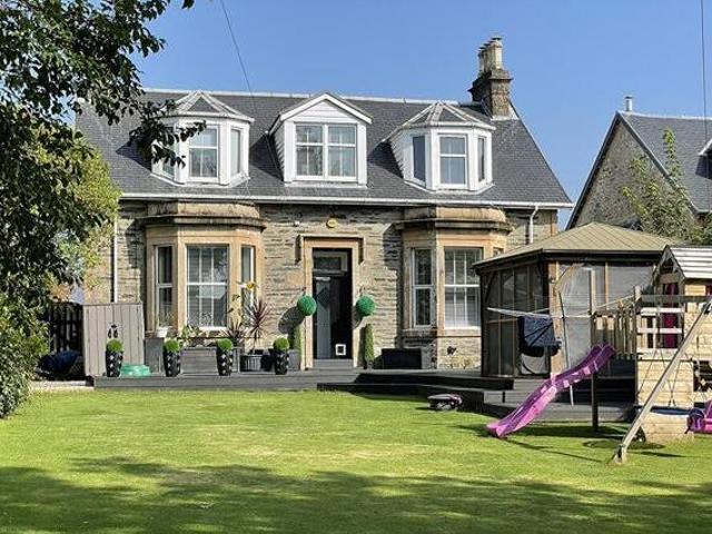 House for sale in Auchamore, Dunoon