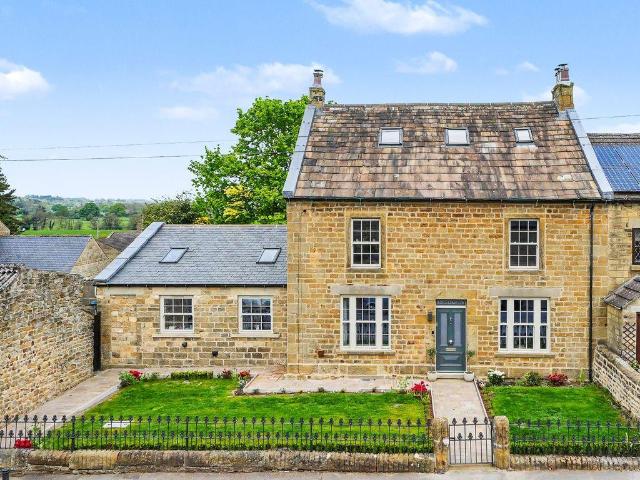 House for sale in Kirkby Malzeard, North Yorkshire