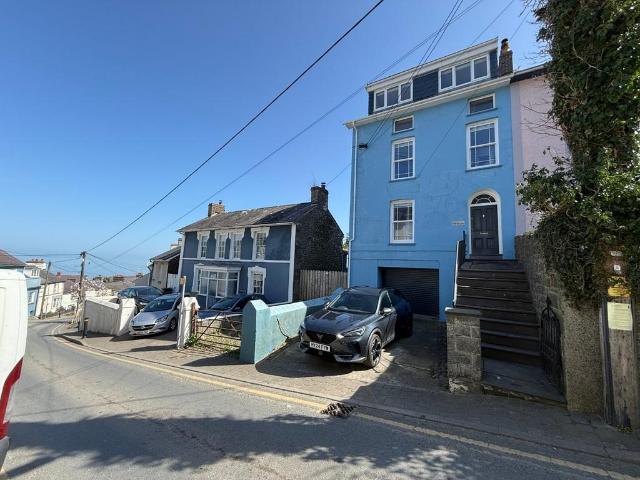 House for sale in New Quay