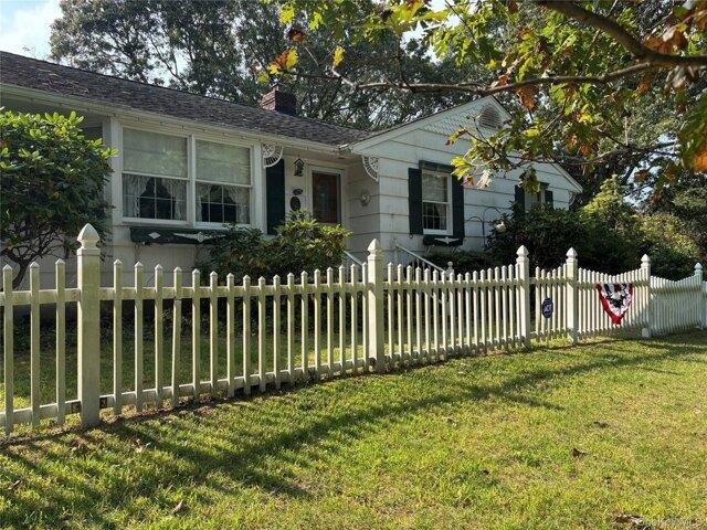 House for sale in Wading River, New York