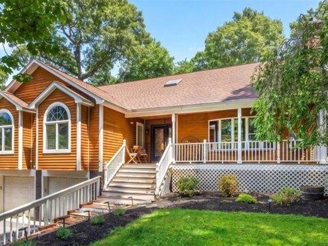 House for sale in Wading River, New York