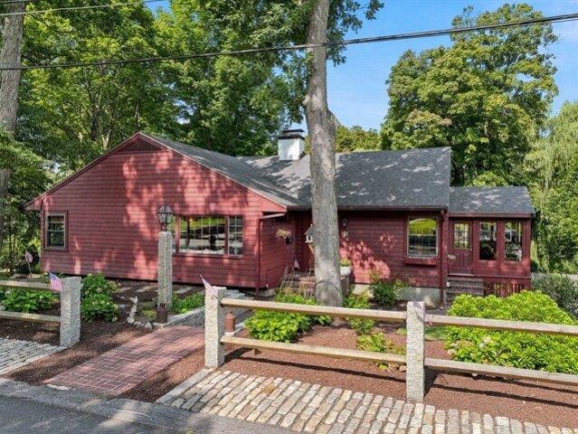 House for sale in Wakefield, Massachusetts