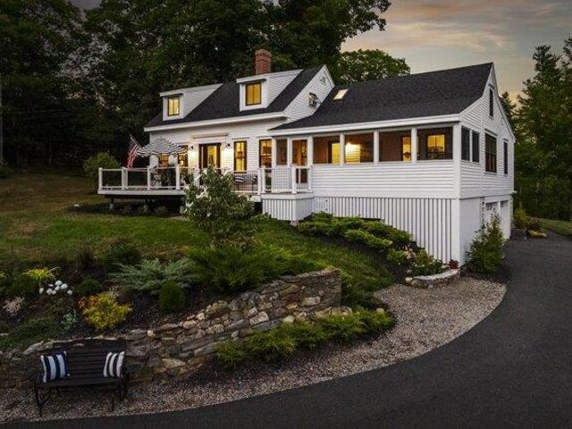 House for sale in Waldoboro, Maine