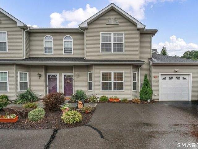 Condo for sale in Wallingford, South Central Connecticut Planning Region