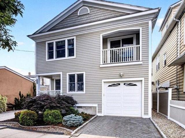 House for sale in Wallington, New Jersey