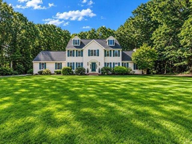 House for sale in Walpole, Norfolk County