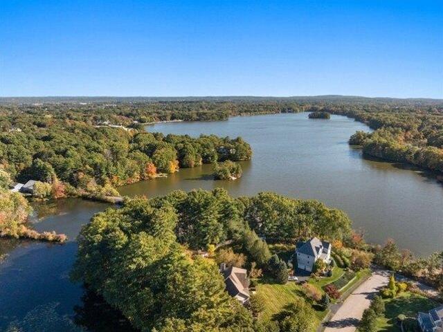 House for sale in Walpole, Massachusetts