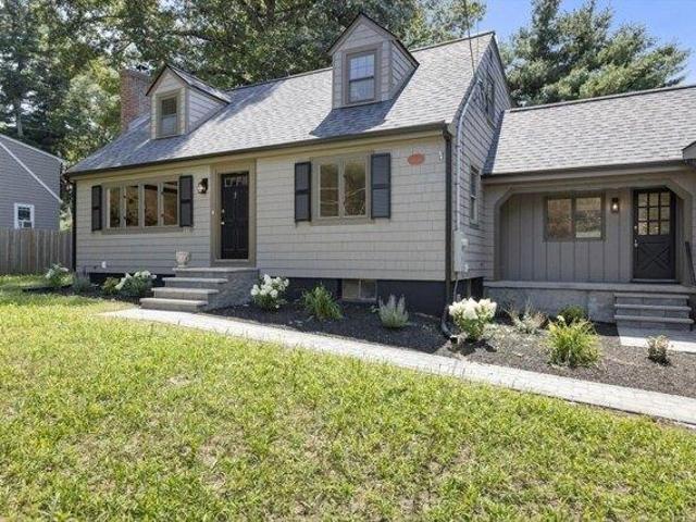 House for sale in Walpole, Massachusetts
